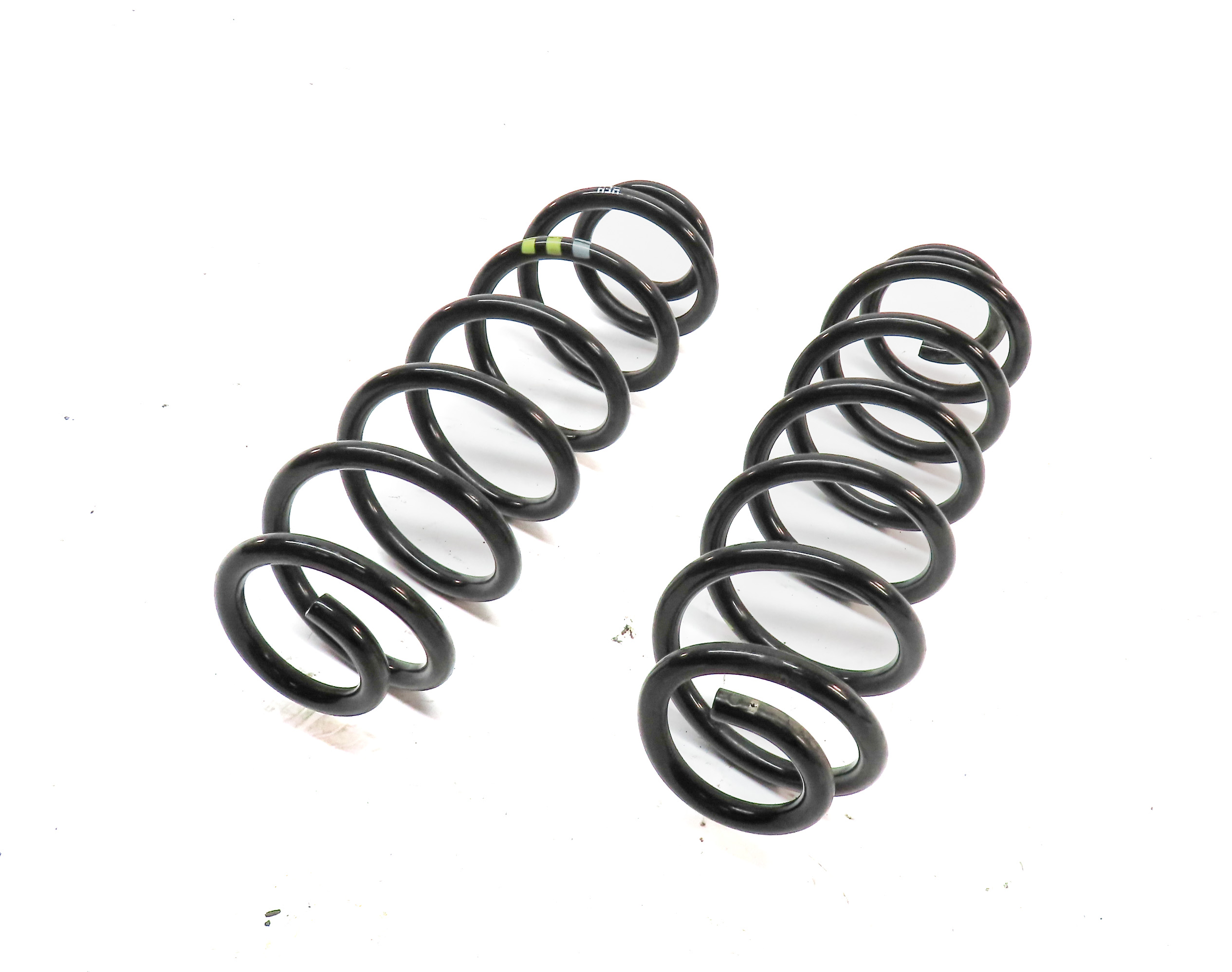 2009-2018 VW TIGUAN / AUDI Q3 (8U) LEFT & RIGHT REAR SUSPENSION COIL SPRING SET — exact item pictured
